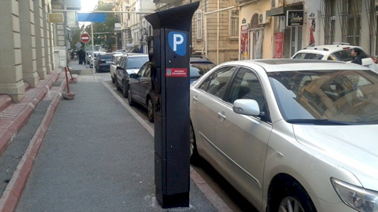 Avtomobillərin parklanması üçün nağd ödəniş ləğv edilir