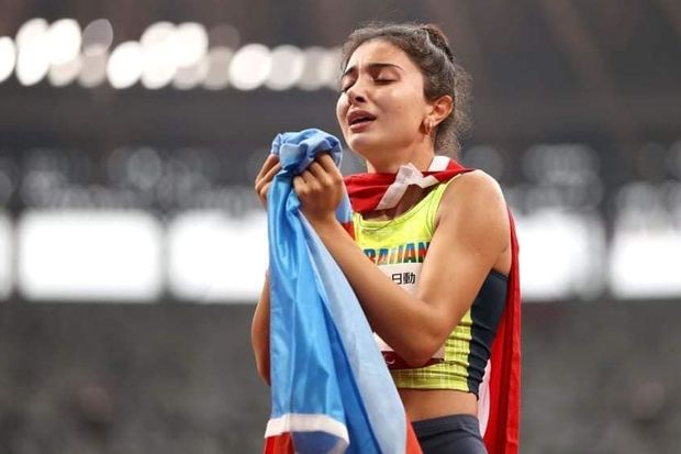 Azərbaycan idmançısı dünya çempionatında rekord qırdı