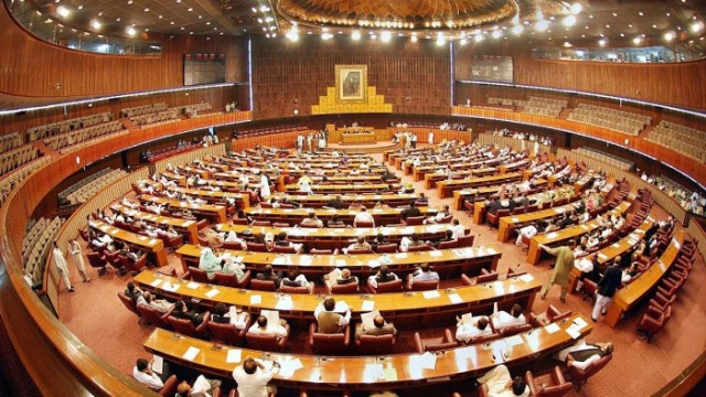 Pakistan hökuməti istefa verəcək