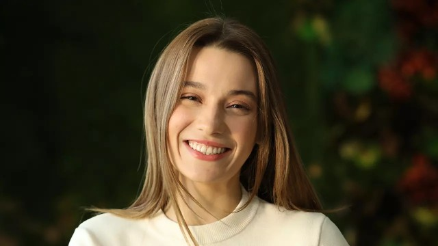 Aktrisa həmkarı ilə eşq yaşayır