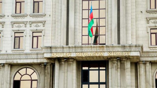 Xüsusi rütbəsi olan miqrasiya əməkdaşları ilə bağlı YENİ QƏRAR