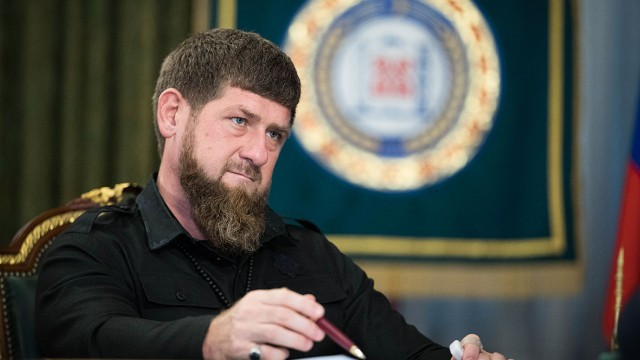 Kadırov Ukraynada vuruşan çeçenlərin sayını AÇIQLADI