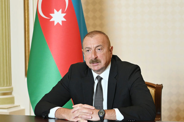 İlham Əliyev SOCAR-ın vitse-prezidentini vəzifəsindən azad etdi