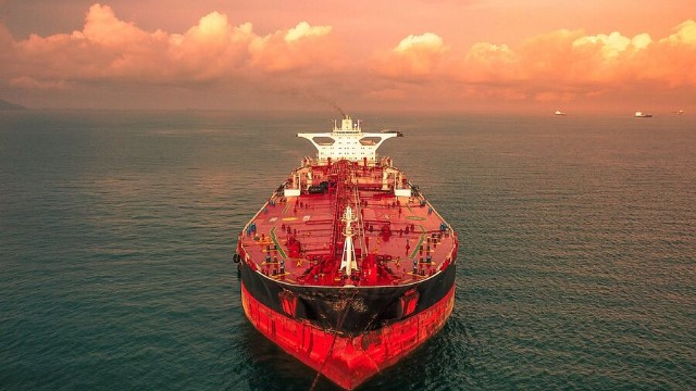 Belçikada Rusiya neftini daşıyan tanker saxlanılıb