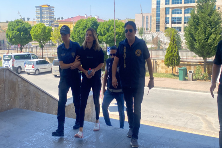 Qısqanc qadın ərini öldürdü
