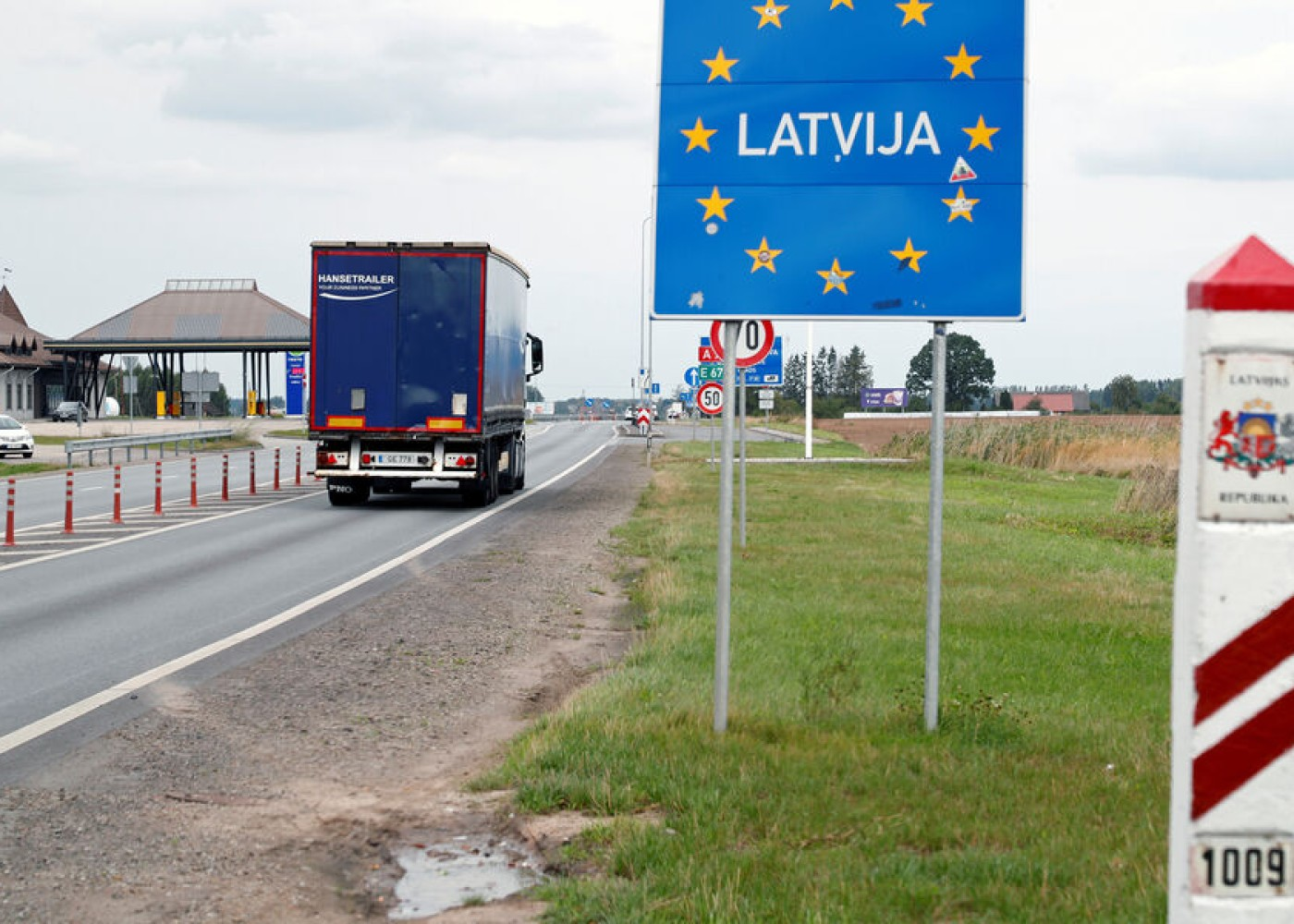 Latviya Belarusla sərhəddə nəzarəti gücləndirir