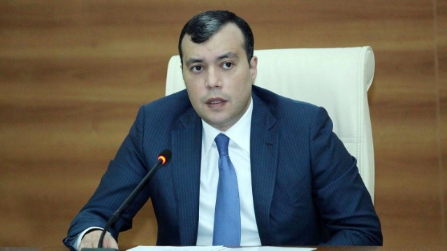 Nazir sabiq icra başçısının oğluna vəzifə verdi