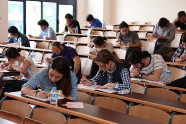 Kolleclərə sənəd qəbulu başlayır