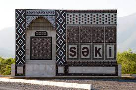 Şəkidə istirahət mərkəzi YANDI