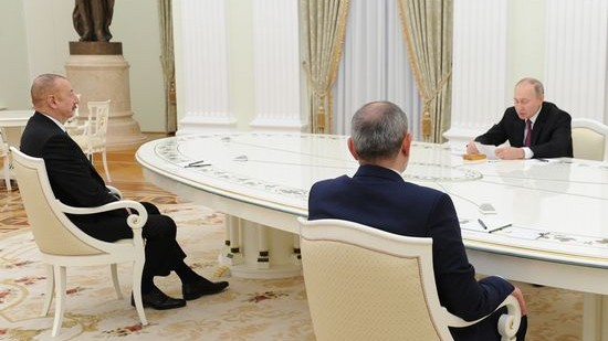 Putin, İlham Əliyev və Paşinyanla telefonla danışacaq