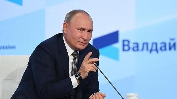 Putin Çinə səfər etdi