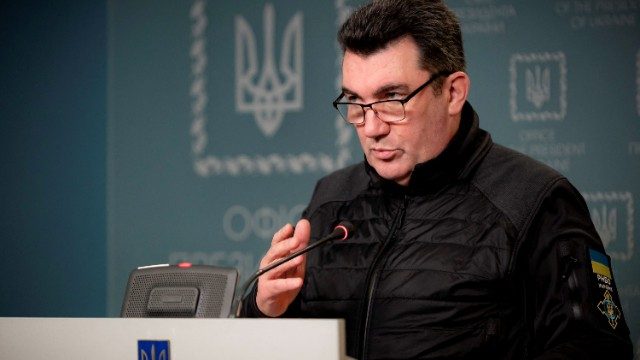 "Hər bir kişi Ukrayna ordusunda döyüşməli olacaq" - Danilov