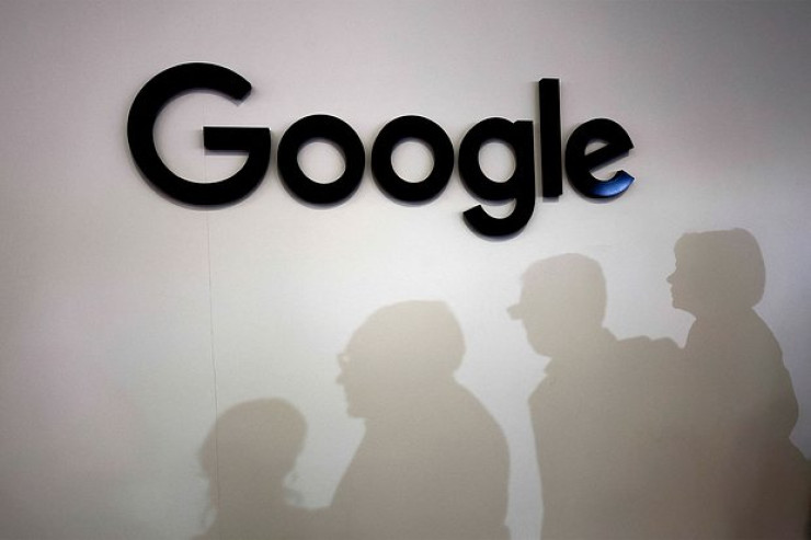 “Apple” şirkəti “Google”u casusluqda ittiham etdi