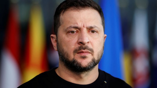 Zelenski yaxın aylarda istefa verəcək