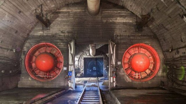 Rusiyada Çinə gedən strateji dəmir yolu partladıldı