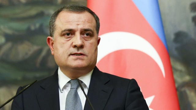 Ceyhun Bayramov Rusiyaya GETDİ