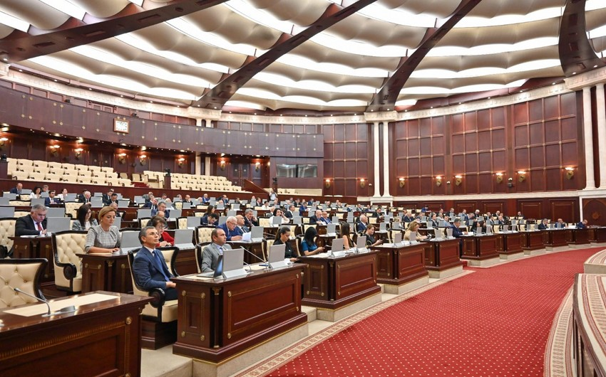 Milli Məclisin növbəti iclasının gündəliyində 22 məsələ var