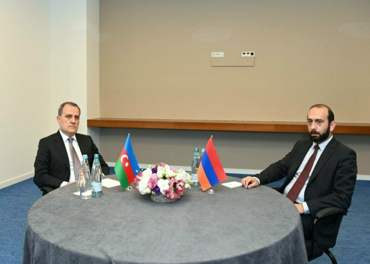 Ceyhun Bayramov Brüsseldə Mirzoyanla görüşə bilər
