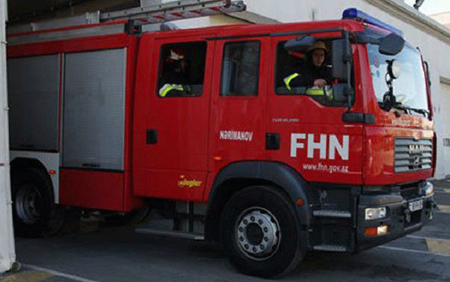Bakıda evdə yanğın - Zəhərlənən var