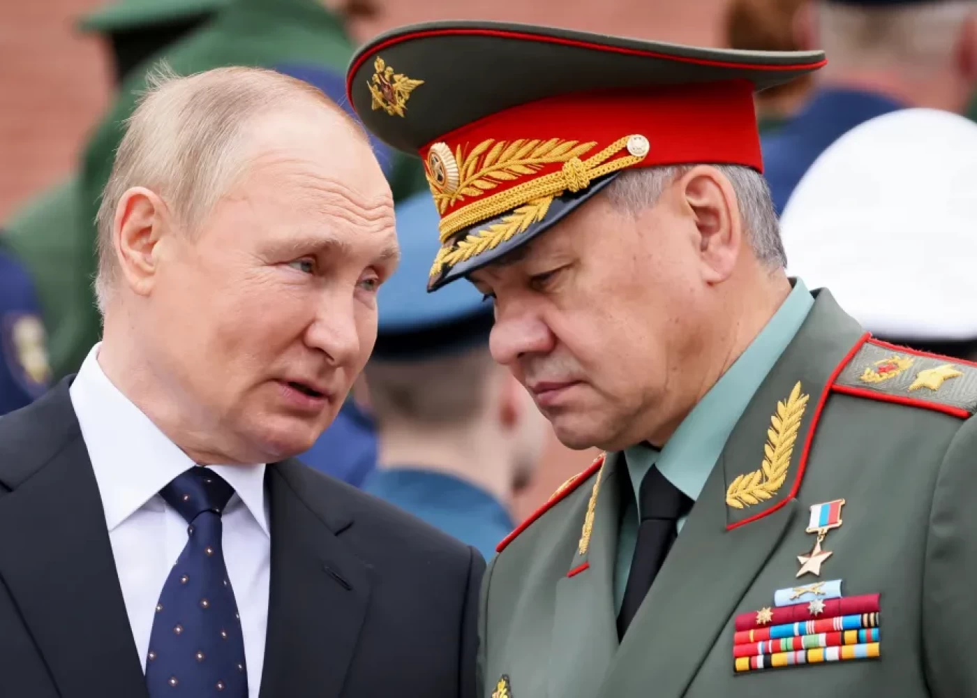 Putin Şoyqunun qarşısına 2024-cü il üçün vəzifələr qoyur