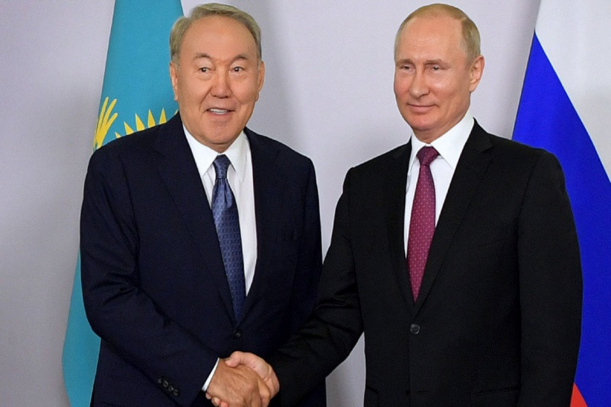 Putin Nazarbayevlə Moskvada görüş keçirib