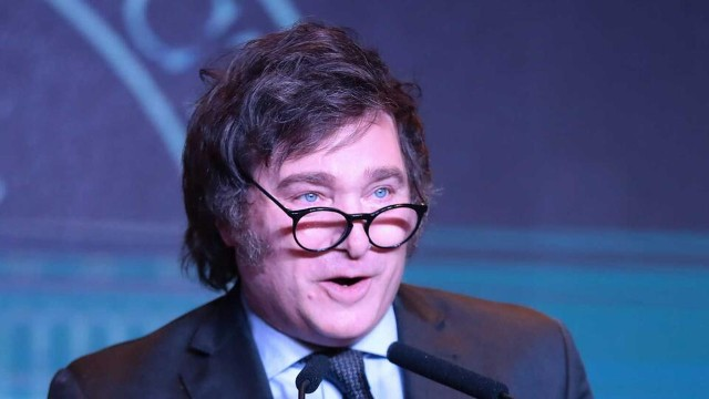 Argentinanın yeni prezidenti fövqəladə vəziyyət elan etdi