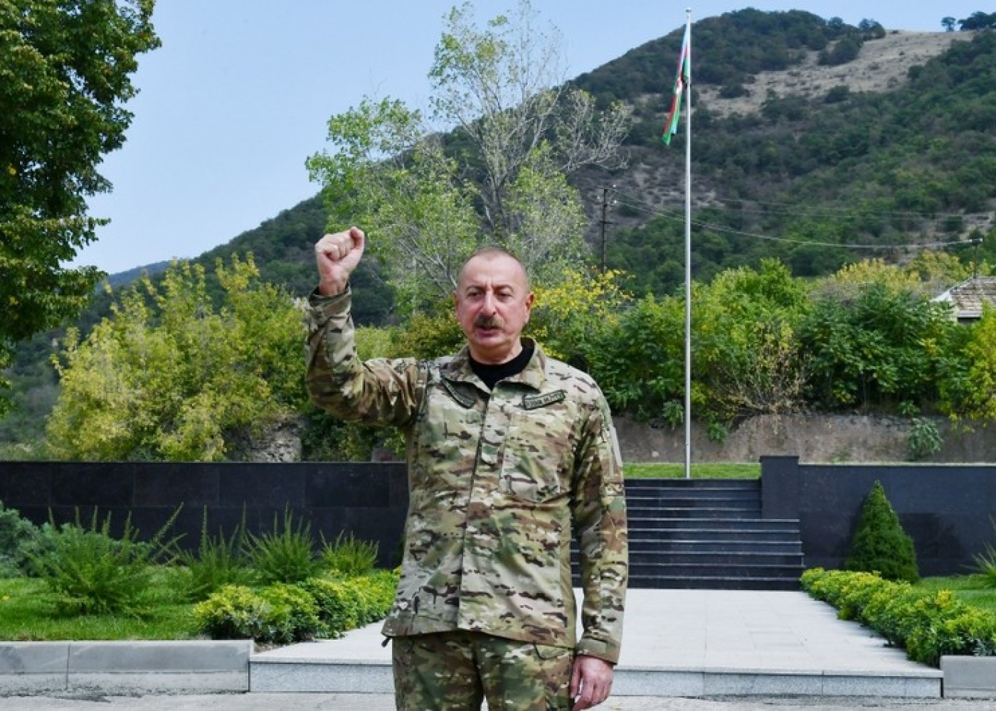 Prezident Xocalının kəndlərində oldu