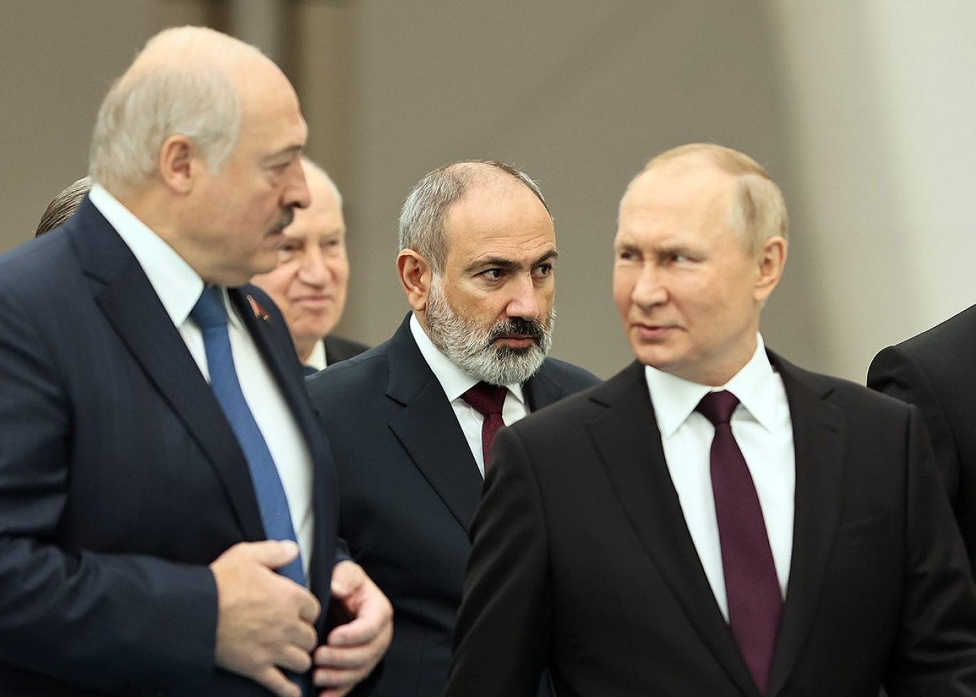 "Paşinyanla təşəbbüs irəli sürdük, Putin də bunu dəstəklədi" - Lukaşenko