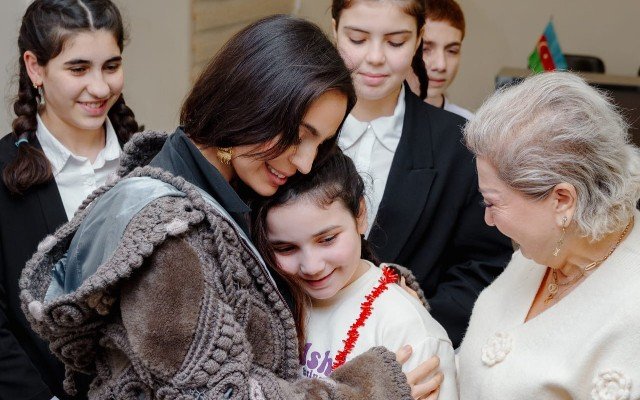 Leyla və Arzu Əliyevalar açılışda iştirak ediblər - FOTOLAR